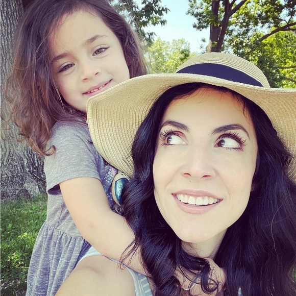 Meet your Posher, Sophia - Picture 1 of 1